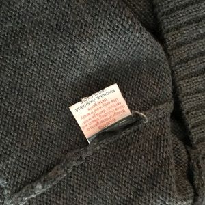 Men’s zip and button tweed color sweater